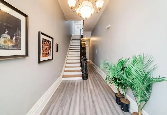 Apartment Unbeatable Location - Walkable Entertainment *