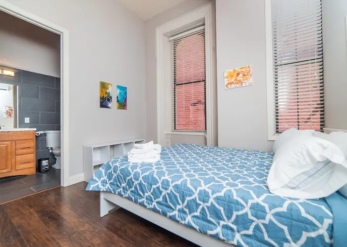 Unbeatable Location - Walkable Entertainment